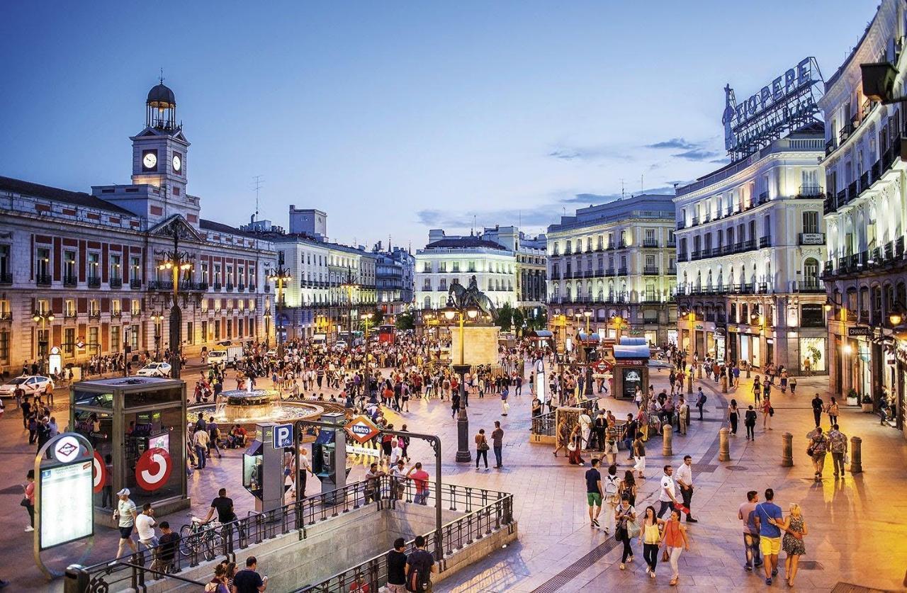 Ever House - Chueca-Gran Via Madrid Bagian luar foto