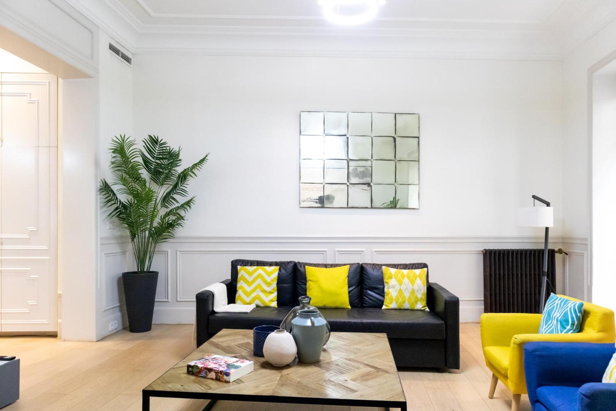 Ever House - Chueca-Gran Via Madrid Bagian luar foto