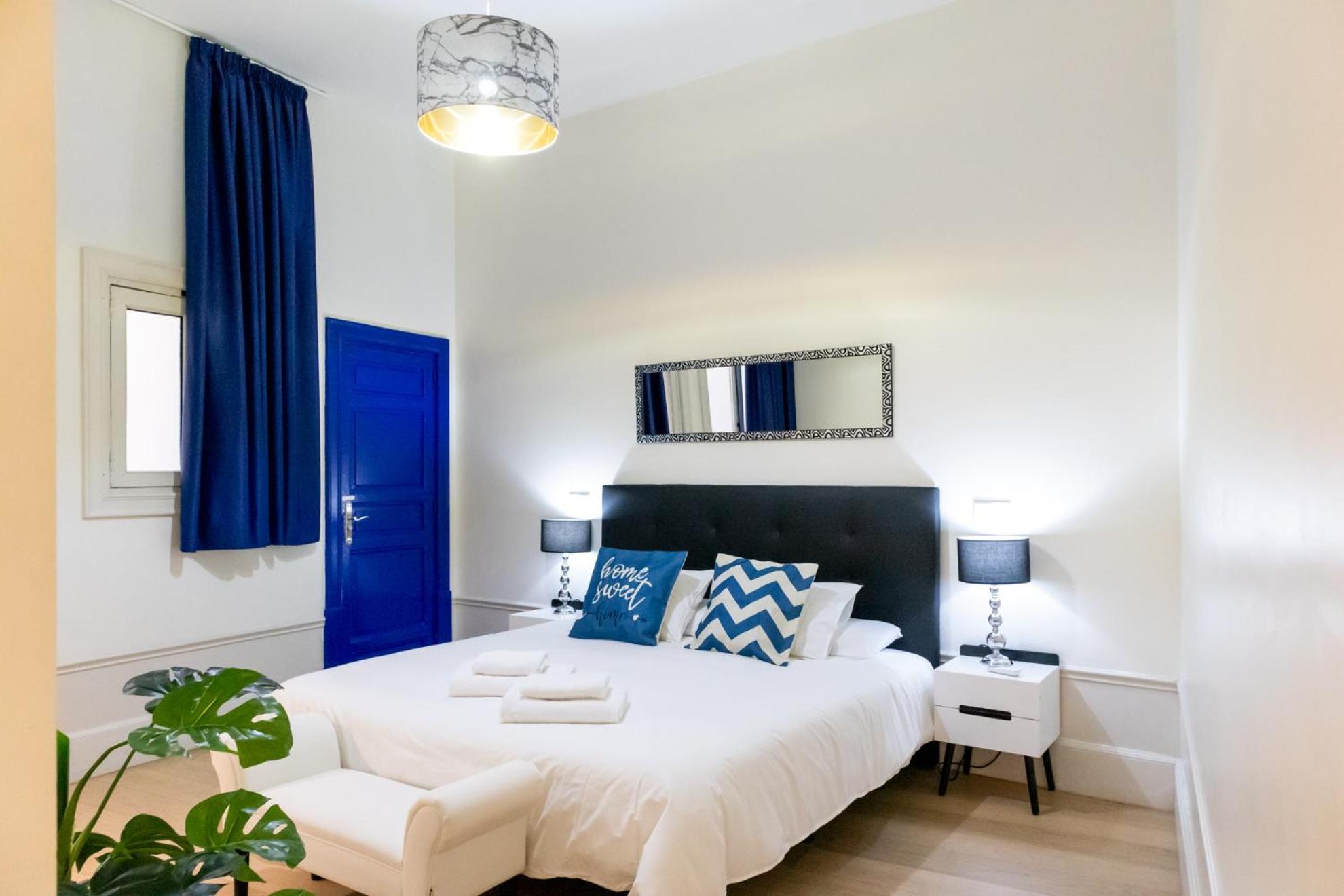Ever House - Chueca-Gran Via Madrid Bagian luar foto