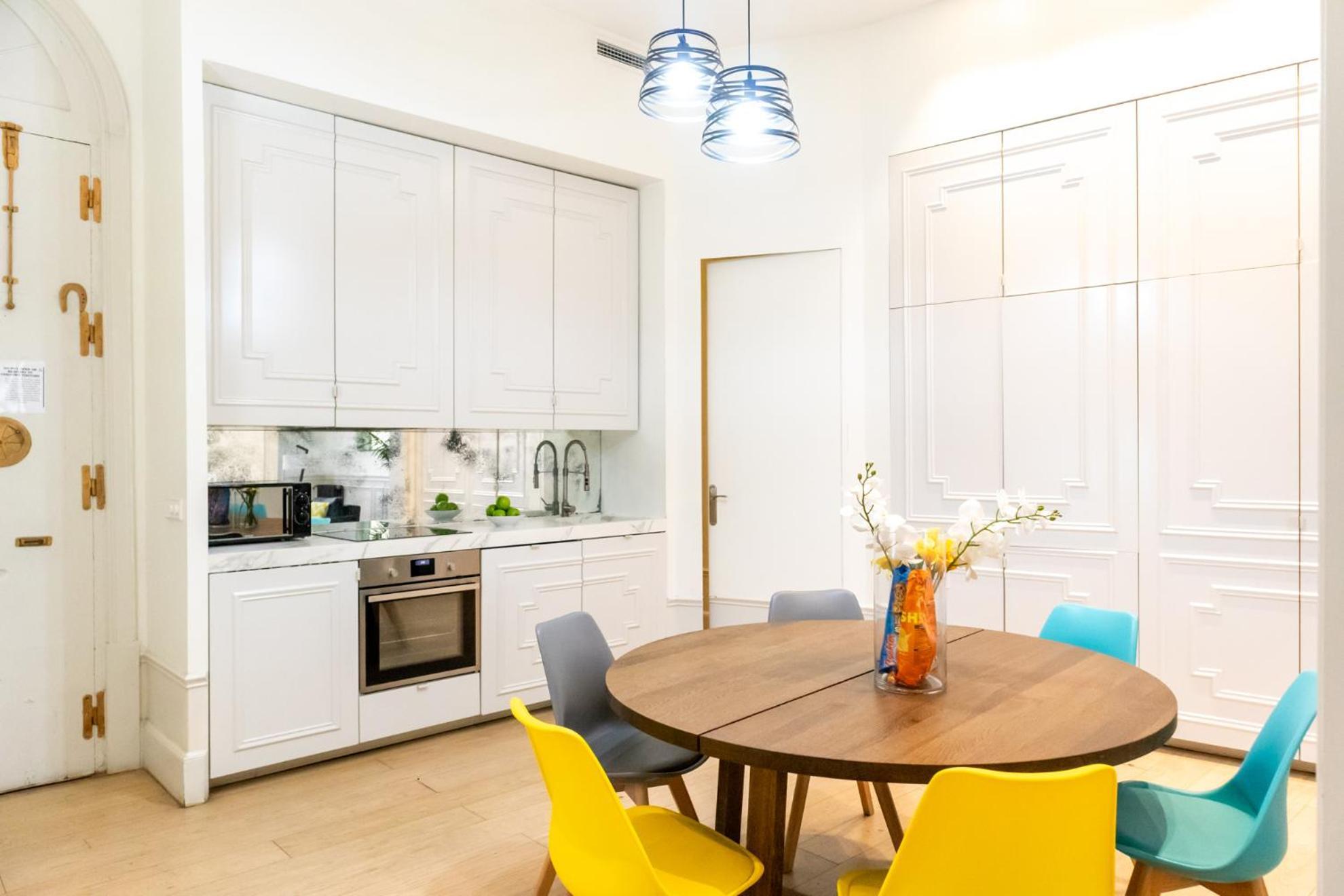 Ever House - Chueca-Gran Via Madrid Bagian luar foto